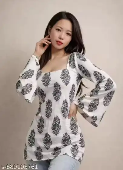 Vesoclo Women Floral Print Kurta (White)