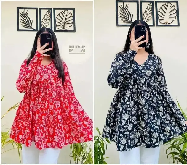 Vankar Women Floral Print Kurta (Black, Blue)